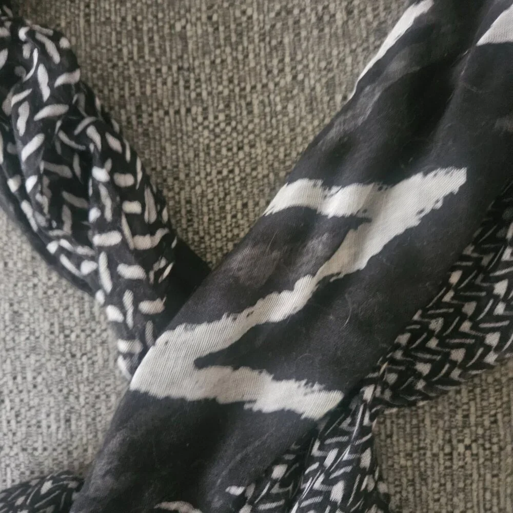 Gorgeous Infinity geometric tribal black and white zebra print lightweight scarf